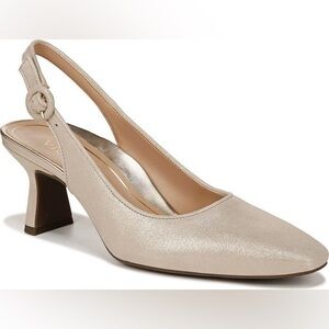 Perris sling back pumps